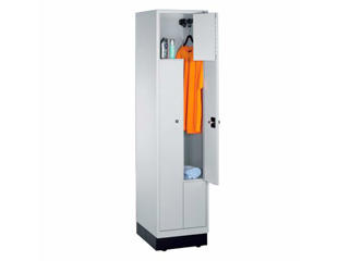 Omklædningsskab  Z-formet